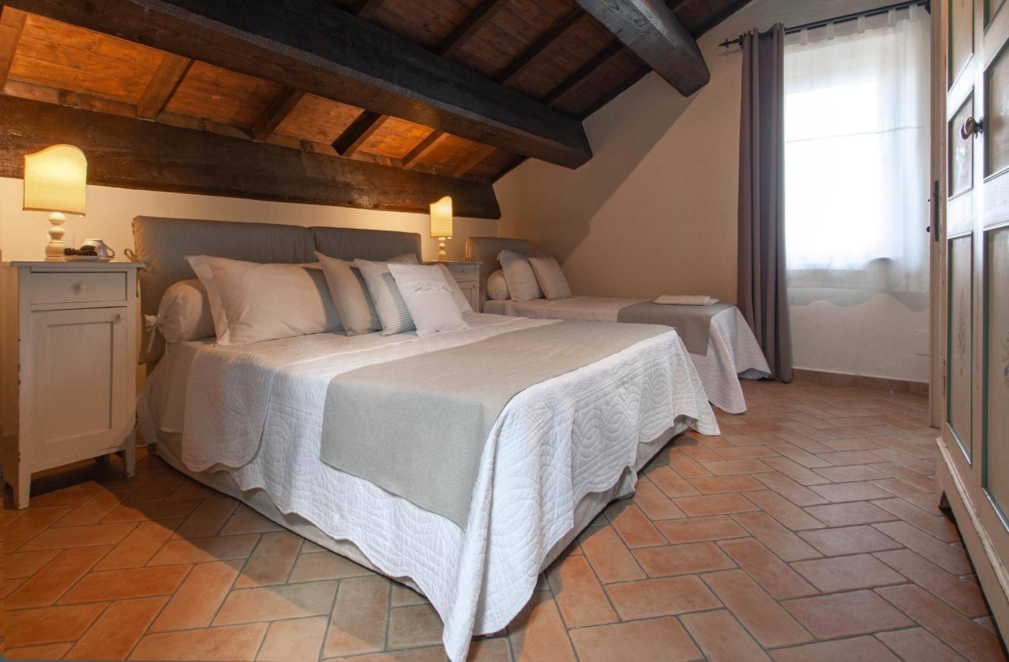 Antica Residenza Montereano Villa Gubbio Bilik gambar