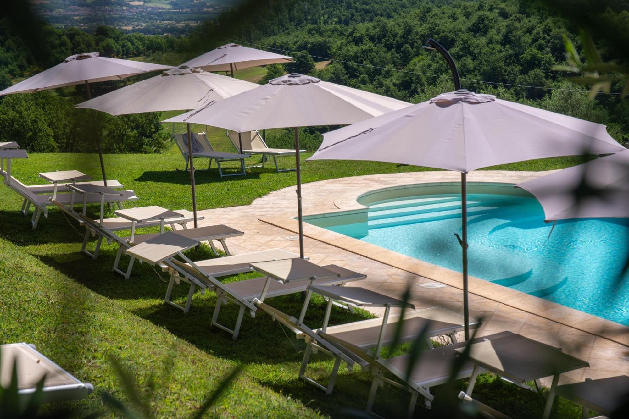 Antica Residenza Montereano Villa Gubbio Luaran gambar