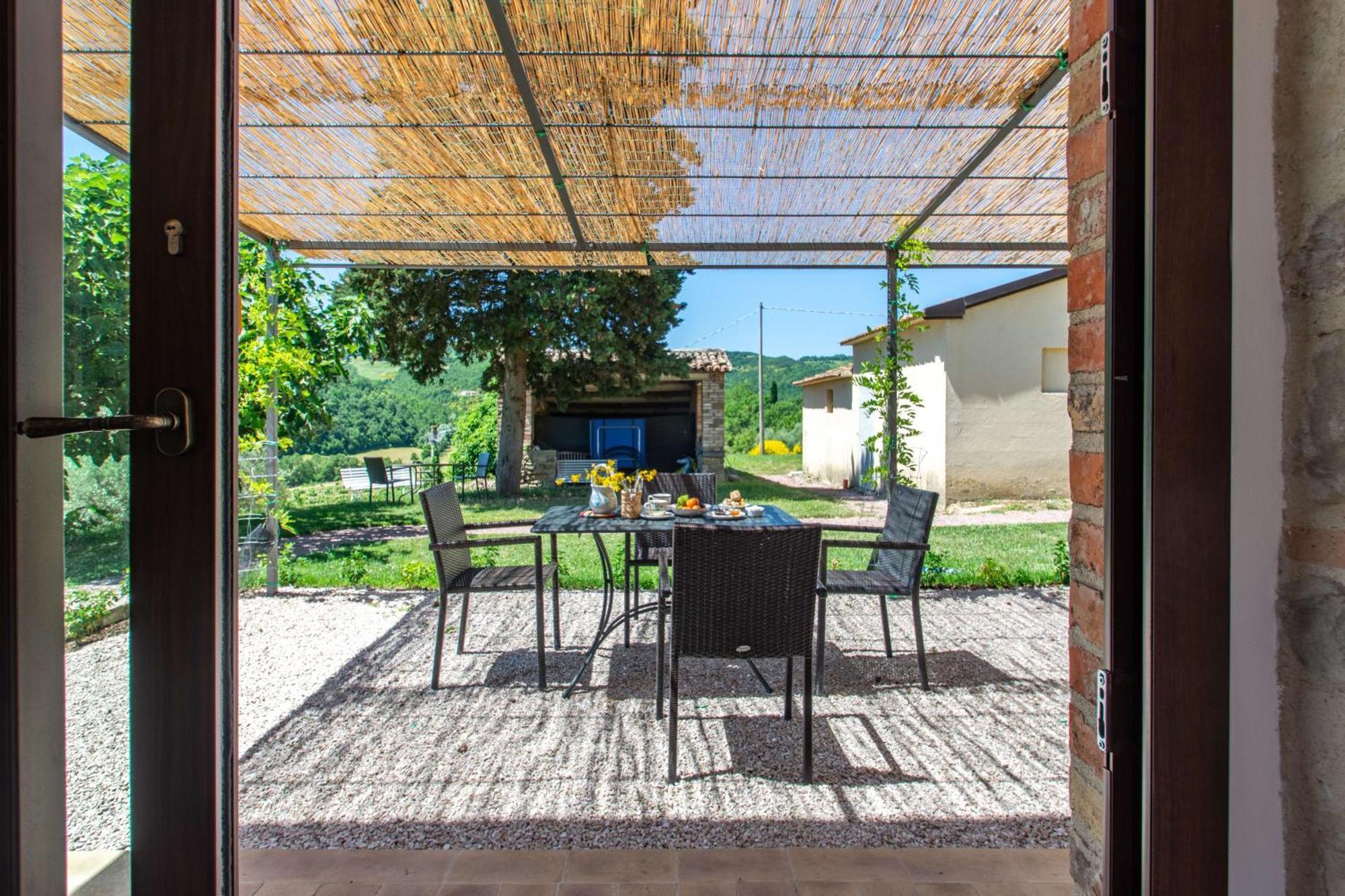 Antica Residenza Montereano Villa Gubbio Luaran gambar